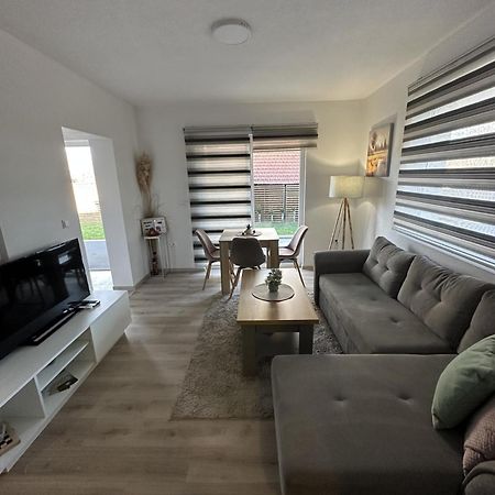 Ammirevole Ravne Apartments Visoko Extérieur photo