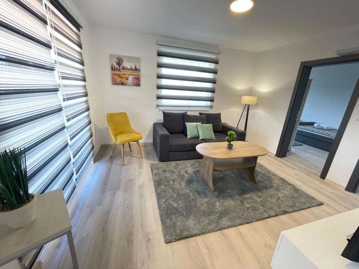 Ammirevole Ravne Apartments Visoko Extérieur photo
