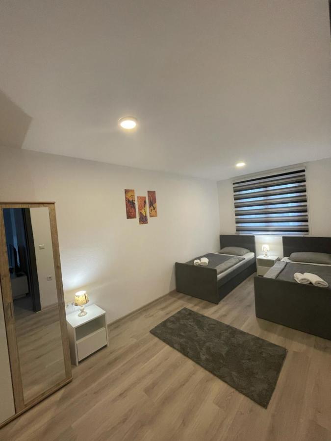 Ammirevole Ravne Apartments Visoko Extérieur photo