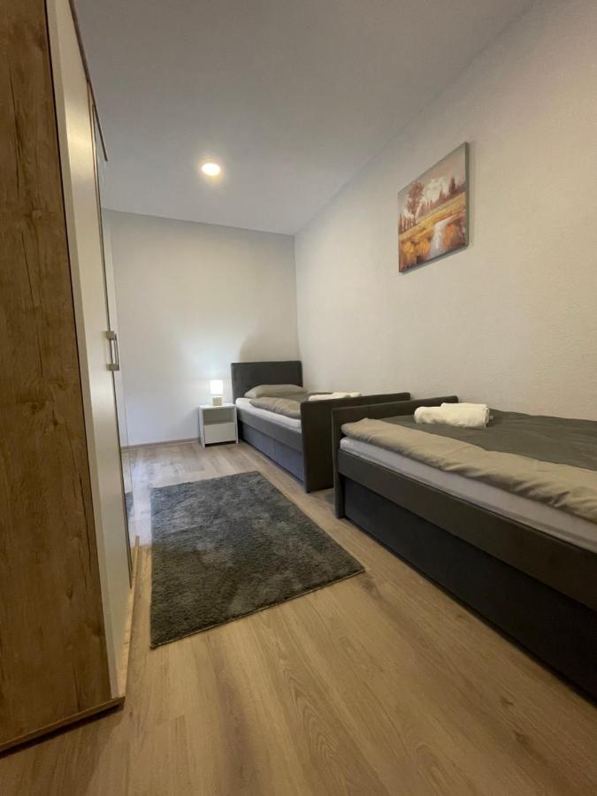 Ammirevole Ravne Apartments Visoko Extérieur photo