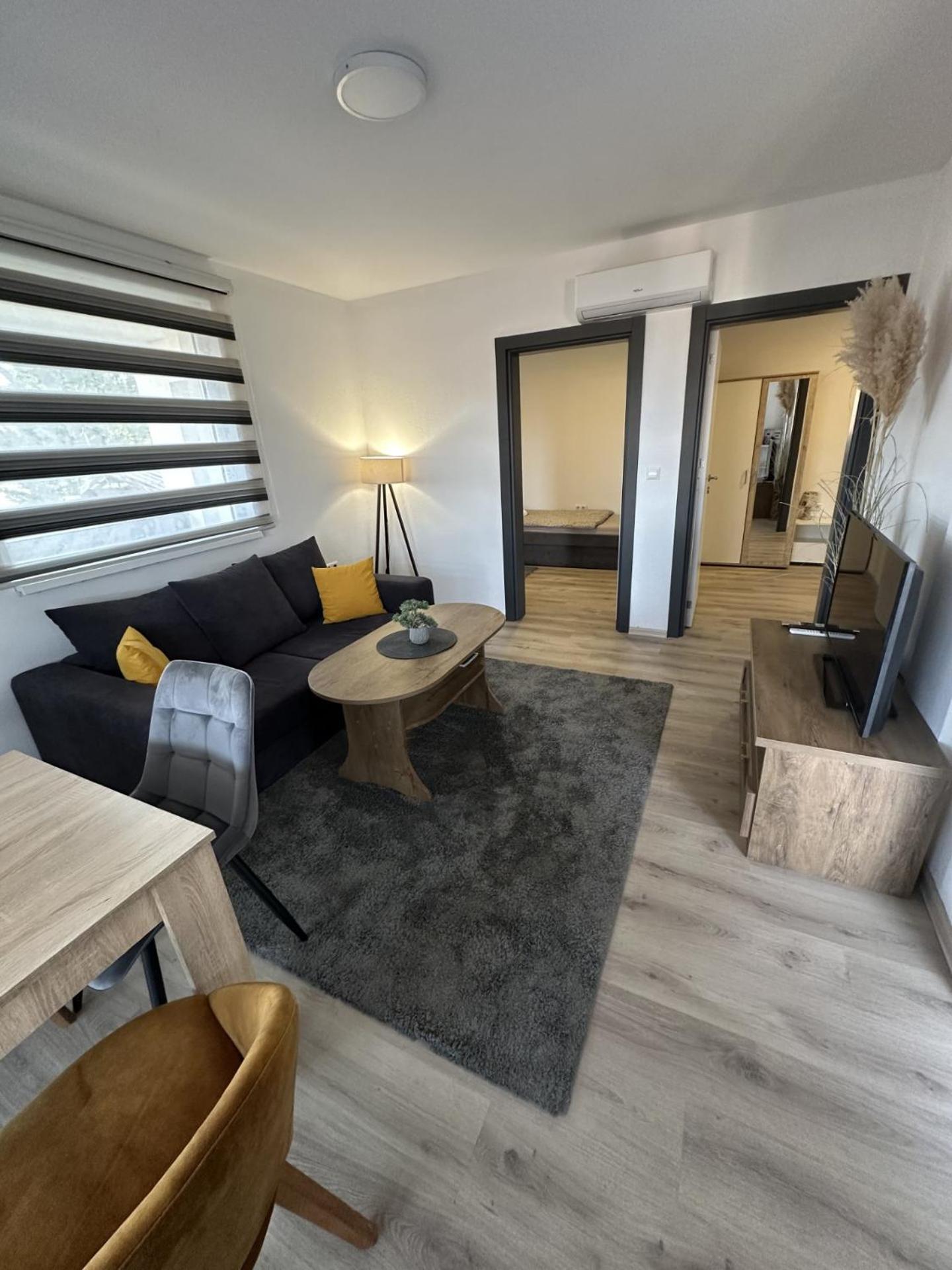 Ammirevole Ravne Apartments Visoko Extérieur photo